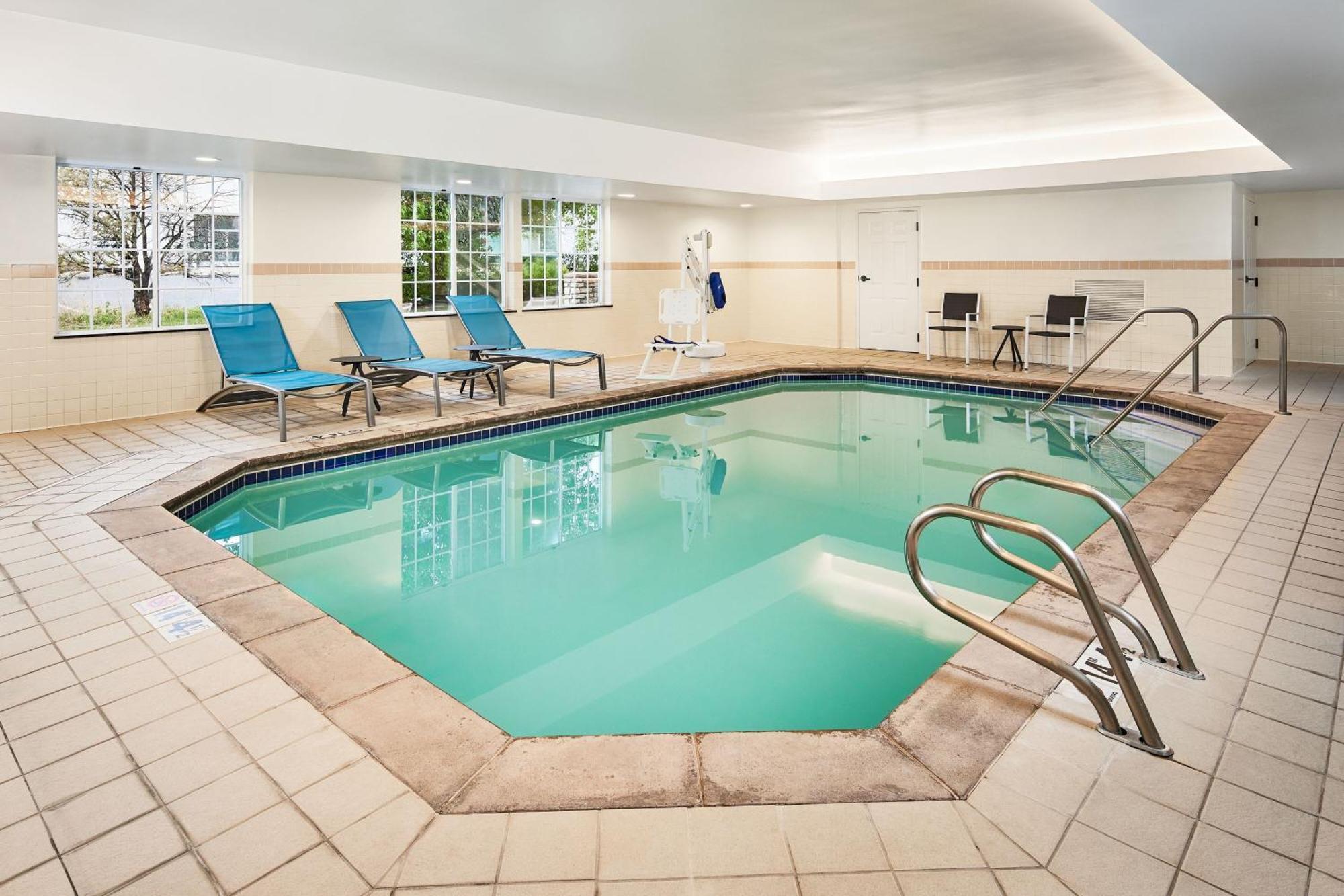 Towneplace Suites By Marriott Colorado Springs South Ngoại thất bức ảnh