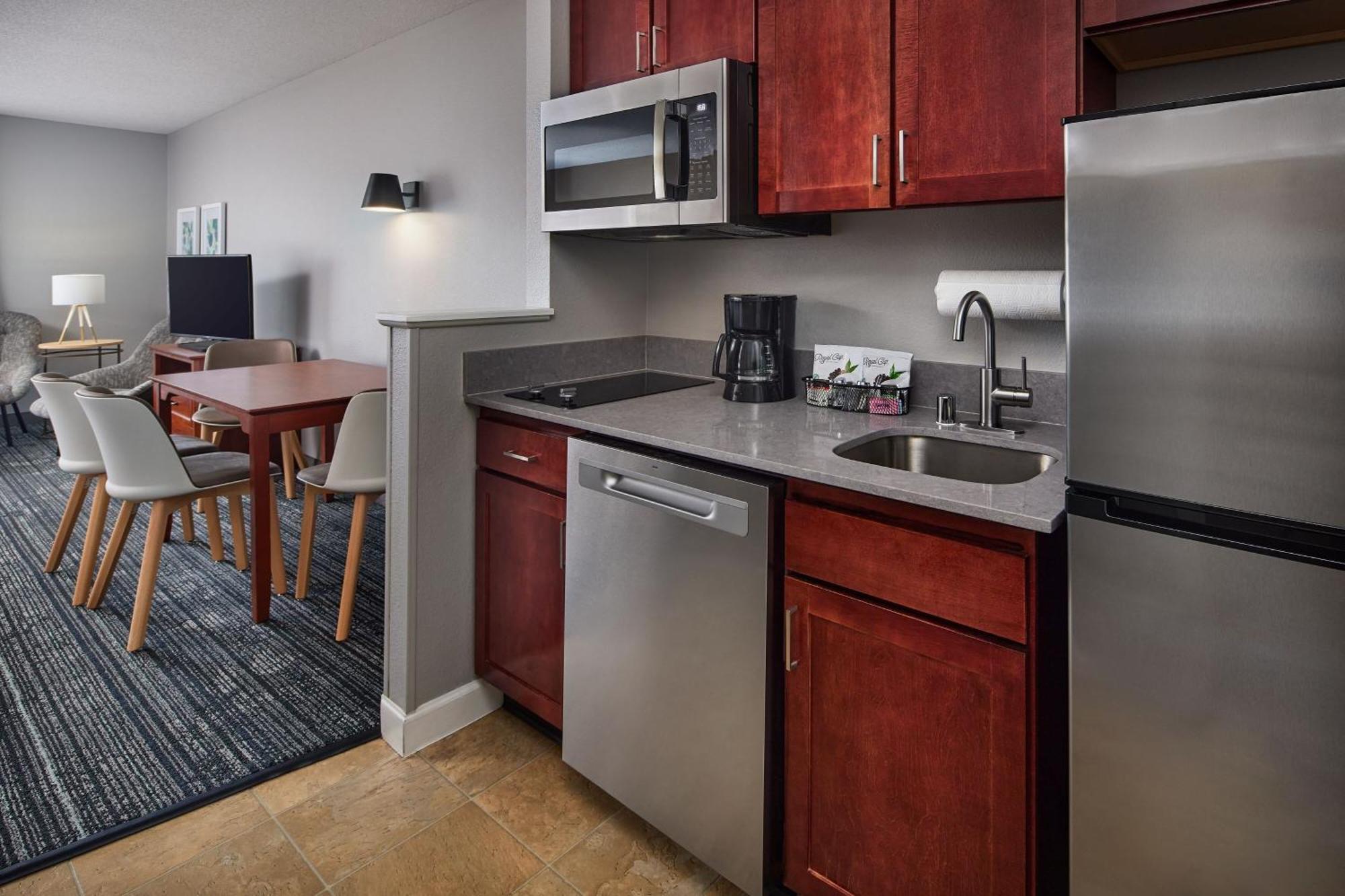 Towneplace Suites By Marriott Colorado Springs South Ngoại thất bức ảnh