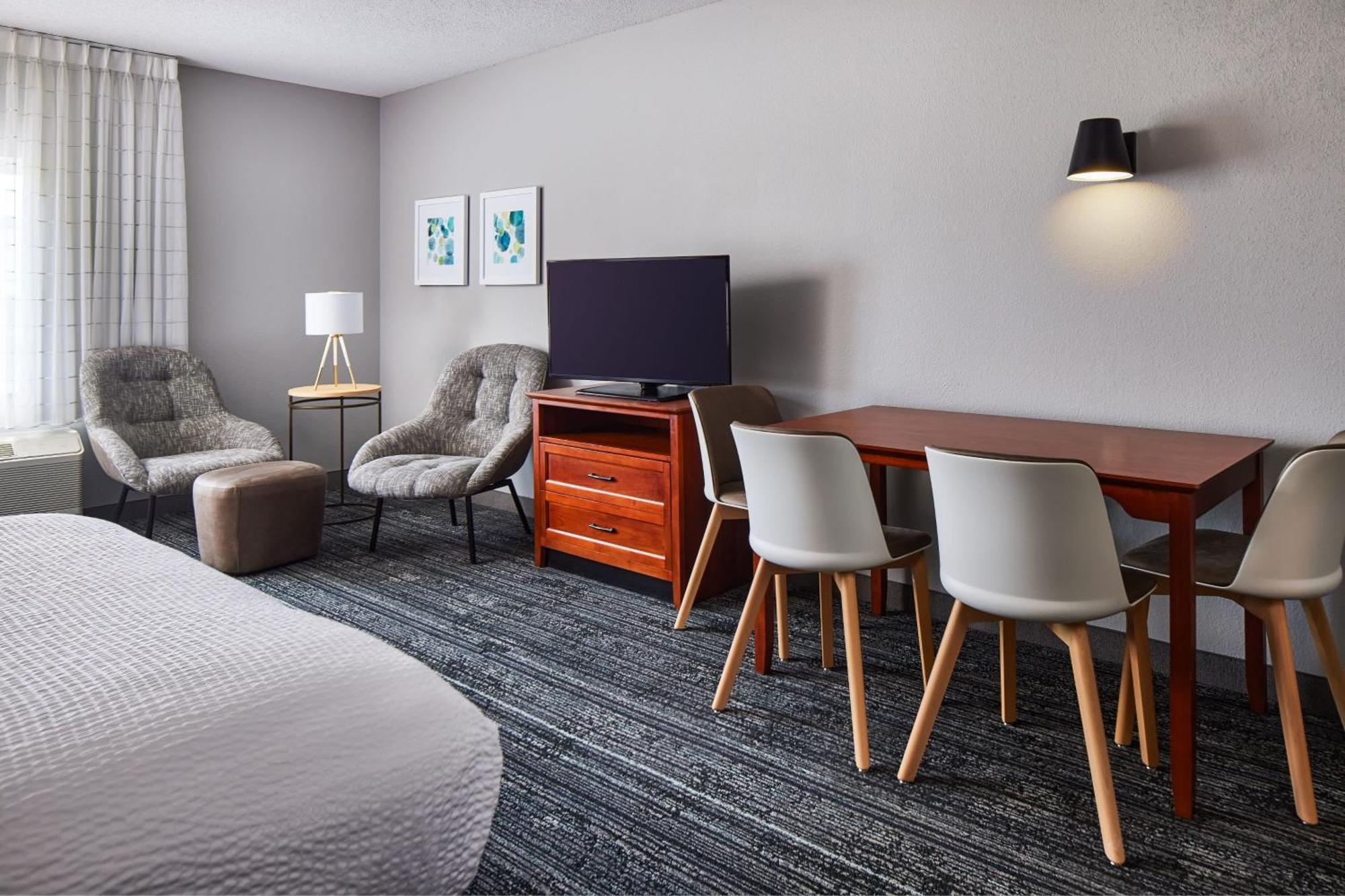 Towneplace Suites By Marriott Colorado Springs South Ngoại thất bức ảnh