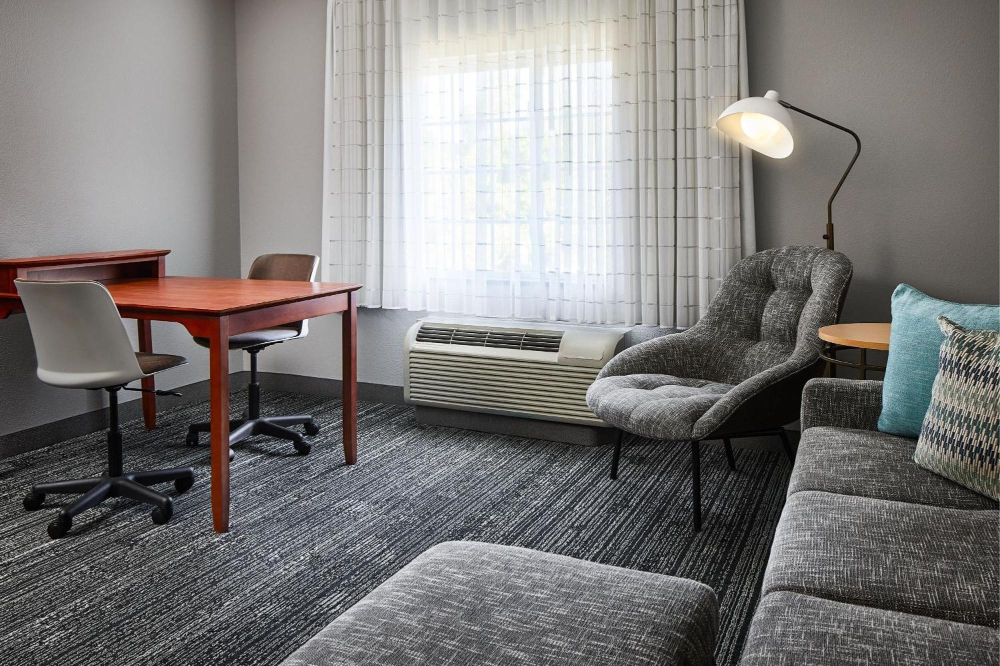 Towneplace Suites By Marriott Colorado Springs South Ngoại thất bức ảnh